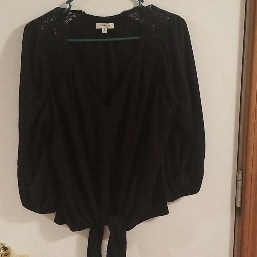 Max studio black size M LS shirt